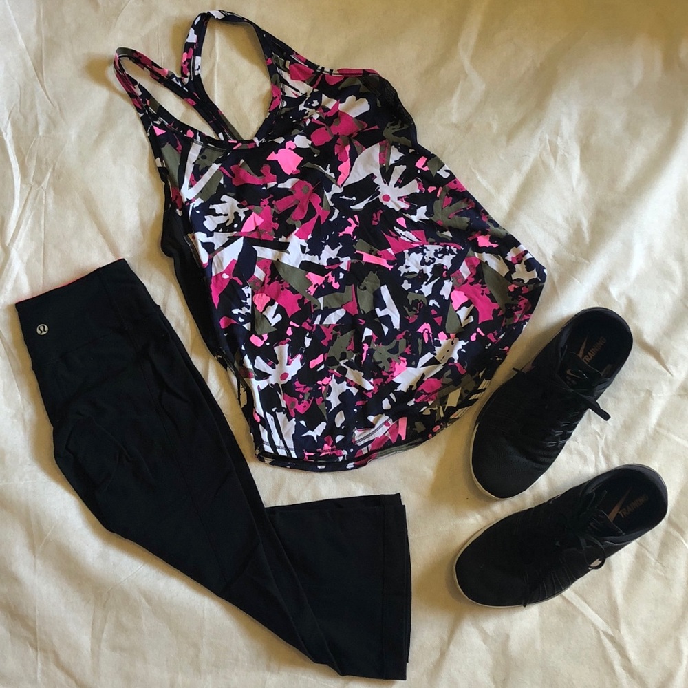 Lululemon tank top
